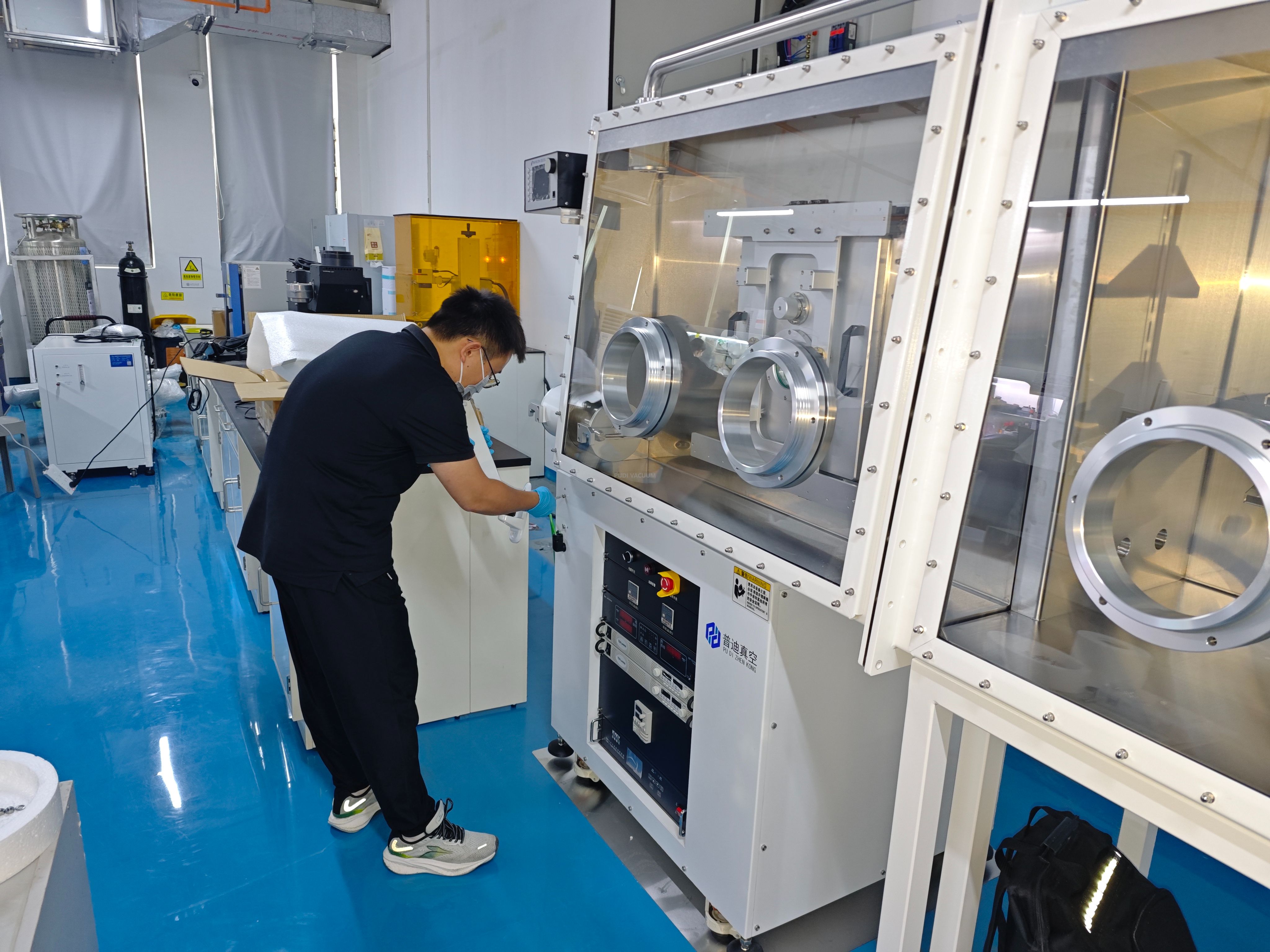 【Examples of Delivered Evaporator PD-400S】PUDIVAC Thermal Evaporator Customized PD-400S